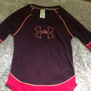 NWOT under armour thermal shirt